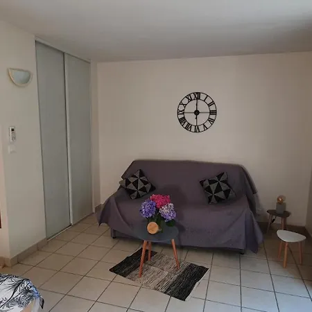 30 M2 Climatise Calme Эччика-Суарелла